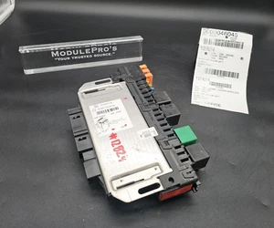 2000 - 2006 Mercedes W220 S500 Front Right SAM Relay Fuse Box 032-545-83-32 OEM - Picture 1 of 12