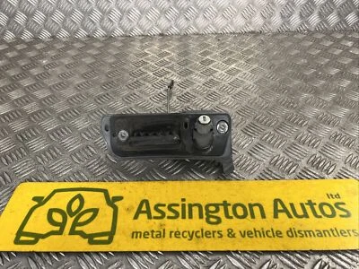 2004-10 VW Volkswagen Caddy MK3 Nearside Rear Door Release Handle — 第 1/4 张图片