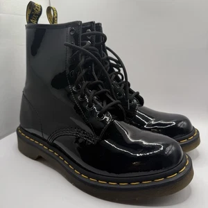 Dr Martens Women's 1460 Black Shiny Patent Leather Combat Boots Size:8 111G - Picture 1 of 15