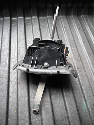 Mecanismo de cambio de marchas Infiniti M30 M35 M37 M56 2012 RHD Foto 1 de 4