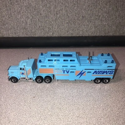 1987 Matchbox Peterbilt Tracking Vehicle CY-15 Satellite Television - Image 1 of 4