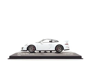 Minichamps 1:43 Porsche 911 GT3 (991) in White - Picture 1 of 9