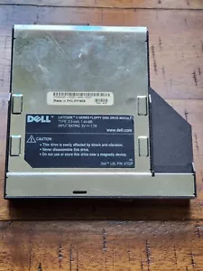 Dell Latitude C-Series - Floppy Disk Drive - 3.5 inch. - 1.44MB - Part # 4702P - Picture 1 of 6