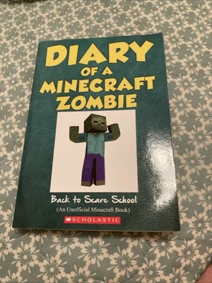Diary of a Minecraft Zombie - Back To School Scare Book 8 Foto 1 de 4