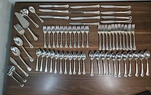 SERVIZIO 64 PEZZI CHIPPENDALE FRANCESE placcato argento per 11 + servizio canna e bartone - Foto 1 di 8