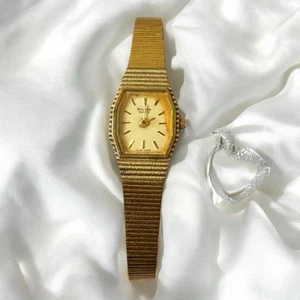 Vtg Bulova Watch Women 10mm Gold Tone Stainless Steel Japan 6.5” - Picture 1 of 8
