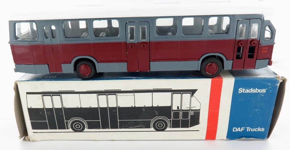 .VINTAGE NEAR MINT DAF LION-TOYS No 38 CITYBUS + ORIGINAL BOX. STADSBUS Nr. 38  - Image 1 of 4