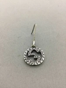 Orecchini Gucci con gancio arabesco un solo lato in argento 925 #743 - Foto 1 di 6