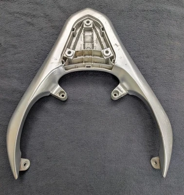 Piaggio Fly 150 2012-17 Grab Handle OEM silver - Image 1 of 4