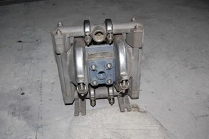 Wilden Pump M1 246480 MI/ST/TF/TF/ST Double Diaphragm 1" 5/8" 125 PSI Steel AIR - Picture 1 of 7