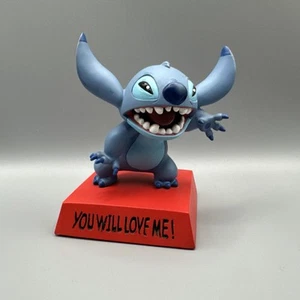 Disney’s Stitch You Will Love Me Statue - Bild 1 von 6