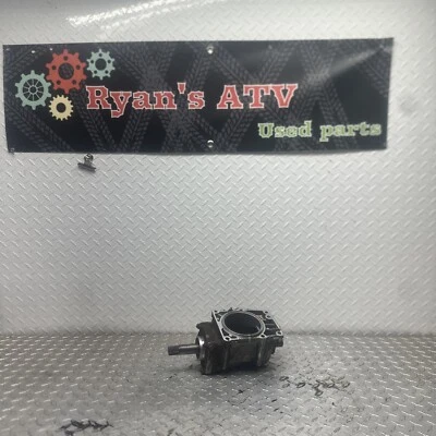 01 eixo de saída de engrenagem cônica transmissão Kawasaki Prairie 400 4x4 KVF400C - Imagem 1 de 4