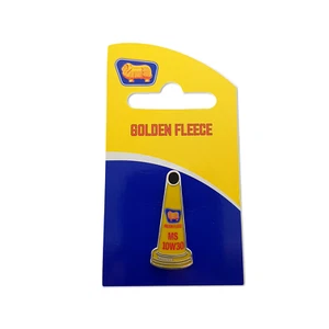 333415 GOLDEN FLEECE OIL LID AUSTRALIAN PETROL COLLECTABLE PIN BADGE ON CARD - Picture 1 of 1