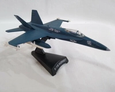 Del Prado F 18 HORNET 1:135 modellino model car aereo collezione aereoplano - Immagine 1 di 4
