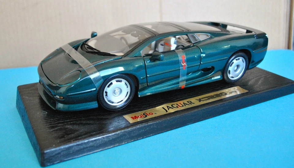 Coches modelo Maisto 1992 diecast edición especial 1:18 Jaguar XJ 220 Foto 1 de 4