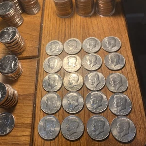SURPLUS SALE!! Bicentennial Kennedy Half Dollar Roll 20 Coins Circulated P & D - Picture 1 of 1