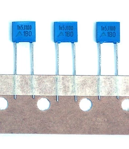 50x EPCOS Metallized Polyester MKT Boxed Capacitor 1500pF 1n5 100V J ±5% B32529C - Picture 1 of 5