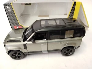 Burago BBurago Land Rover Defender 110 2022 1/24 18-21101 - Foto 1 di 3
