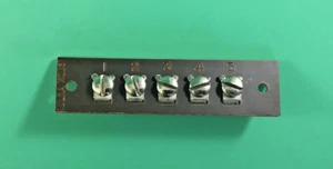 PLACA TERMINAL DE ALTA RESISTENCIA GC ELECTRONICS 33-934 5 TERMINALES - Imagen 1 de 5