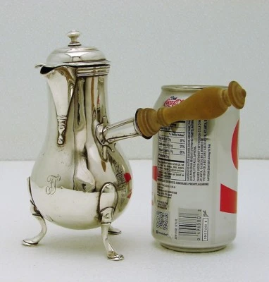 Tetera de café Suiza de plata esterlina de una sola porción sello Ginebra c1760 Foto 1 de 4