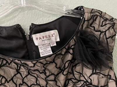 ADRIANNA PAPELL GORGEOUS BEAUTIFUL SWIRL BLACK ROSETTE MESH LACE PARTY DRESS 12p - Image 1 of 4