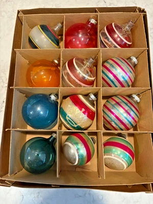 12 adornos Brite, Corning y Premier brillantes vintage - buena variedad Foto 1 de 4