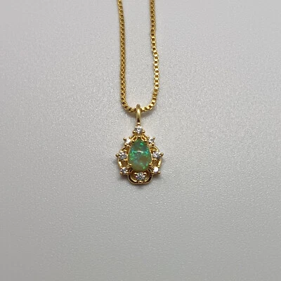 Colgante de ópalo verde collar chapado en oro de plata de ley 925 circonitas cúbicas Foto 1 de 4