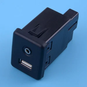 Przełącznik złącza gniazda USB i AUX pasuje do Opel Vauxhall Insignia A Astra Klk - Zdjęcie 1 z 4
