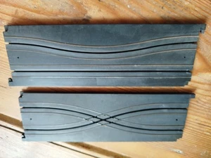 Aurora afx 9" squeeze + Crisscross track Sections - Picture 1 of 2