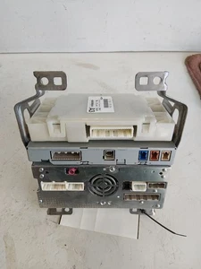 2017-2020 Nissan Pathfinder Radio Receiver without Rear Entertainment System - Picture 1 of 12