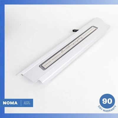 Placa de arranhão de piso traseira direita iluminada 13-19 LR Range Rover L405 LWB fabricante de equipamento original - Imagem 1 de 4