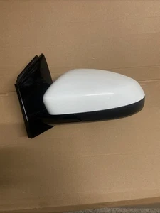 2013 - 2017. VAUXHALL ADAM 1.2 PETROL NEARSIDE ELECTRIC WING MIRROR ( WHITE ) B9 - Picture 1 of 7