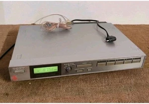 SONY ST-V3L HiFi VINTAGE STEREO FM-AM QUARZO SINTONIZZATORE DIGITALE SINTONIZZAT - Foto 1 di 6