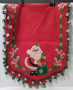VTG Handmade BUCILLA Santa’s Goodies Table Runner Felt Sequins Pom Pom Edge Trim - Picture 1 of 13