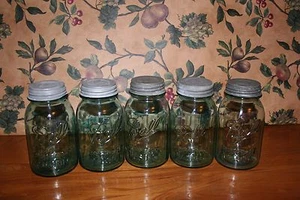  5-VINTAGE BLUE BALL PERFECT MASON QUART JARS GRIPPER RIBS LOT OF 5 W/ZINC LIDS - Picture 1 of 7