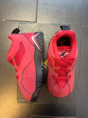 HQ4428-600,HQ4426-600 JORDAN MVP 92 TD,PS Foto 1 de 4