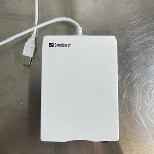 Sandberg FD-05PUB External USB 2.0 3½" Floppy Disk Drive - White - Photo 1/3
