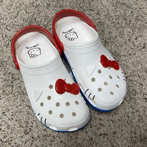 Hello Kitty X Crocs women's size 12/ men's 10 slip on clogs shoes patriotic nwt - Picture 1 of 8
