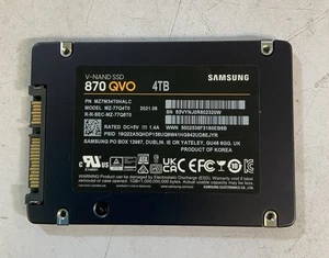 Samsung 870 QVO Series 4TB SATA III 2.5" Internal SSD MZ-77Q4T0 NS I5D - Afbeelding 1 van 3