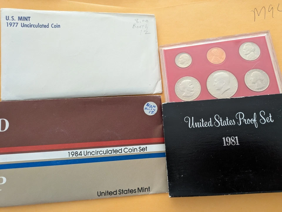 1977  81 84 US Mint Sets M94 - Image 1 of 1