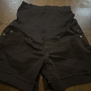 Sonoma Maternity Shorts With Full-Coverage Belly Panel Size 2-Mat NWOT - Picture 1 of 8