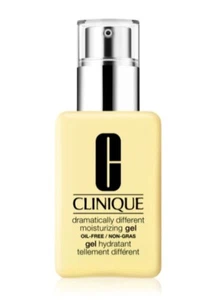 Gel hidratante Clinique dramáticamente diferente con bomba - 4,2 oz, nuevo en caja - Imagen 1 de 4
