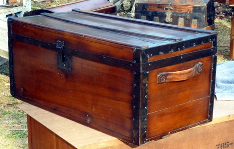 Antique Trunk Chest Pine Oak Slats&Bentwood Handles 28"x13'x12" Cover