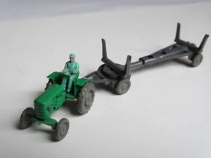 Trattore Wiking 1:87, verde con rimorchio in legno lungo tipo 1!!! - Foto 1 di 5