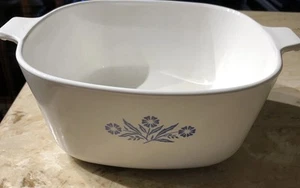 Corning Ware 2 1/2 QT Blue Cornflower Casserole with Glass Lid P-2 1/2-B Vintage - Picture 1 of 12