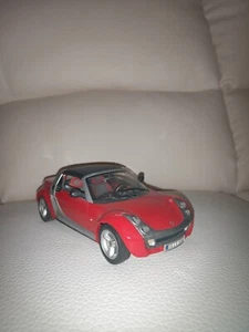 Burago 1/18 Smart Roadster Bburago Made In Italy no Polistil Mebetoys Politoys - Foto 1 di 5