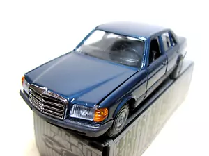 MERCEDES-BENZ 280S 1/35th SCALE DIECAST MODEL...rare - Picture 1 of 4