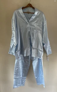 Giorgio Sant’ Angelo Satin PJs NWT L - Picture 1 of 5