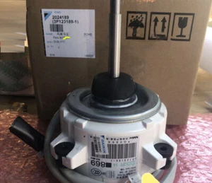 1 Stück Daikin Klimaanlage Kondensator Lüftermotor KFD-325-70-8A2 869 70W Neu - Bild 1 von 2