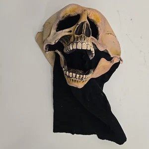 VTG Be Somethng Studio Halloween Skeleton Scull Hooded Mask 1993 B.Y. - Picture 1 of 3